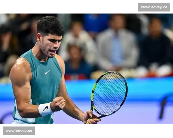 聚焦世界顶级网球赛场激战与新星崛起的精彩瞬间全面回顾赛季风云与战术博弈